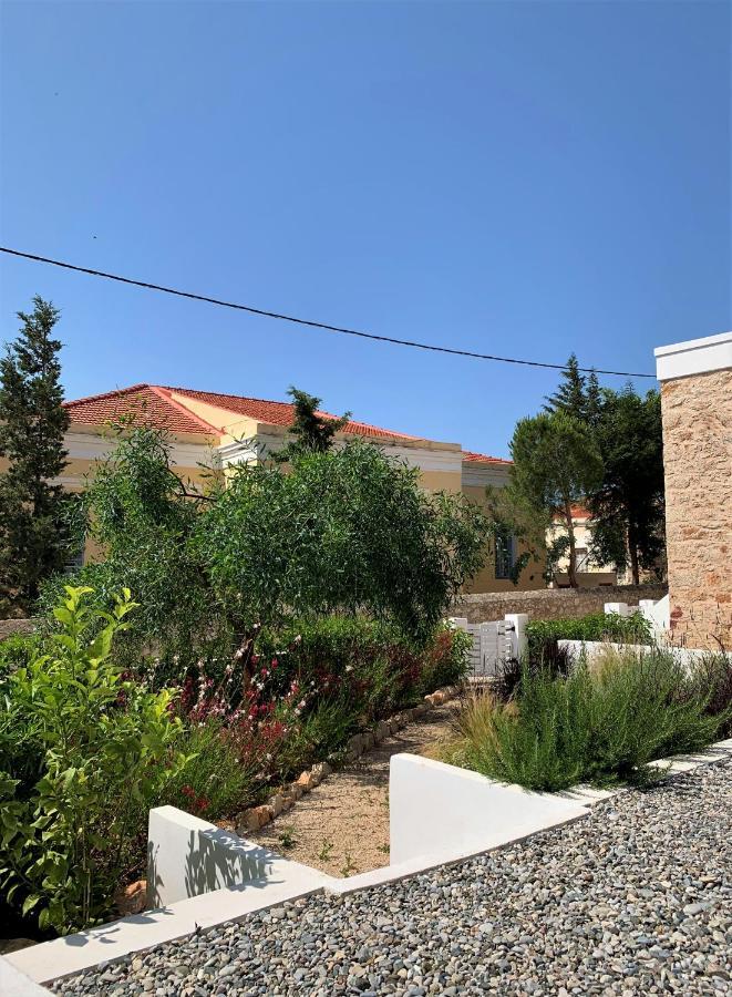 Villa Miranda Chalki Town Bagian luar foto